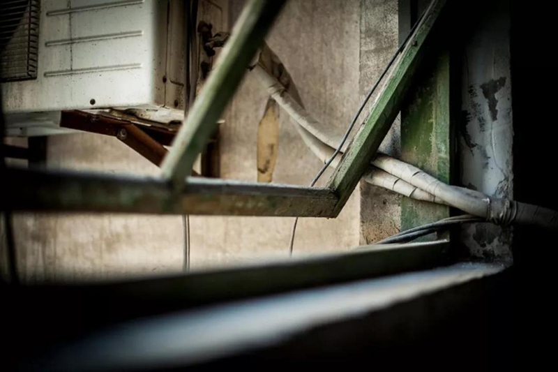 陰暗破舊秒變輕奢豪華美居，90年代老房整容式改造