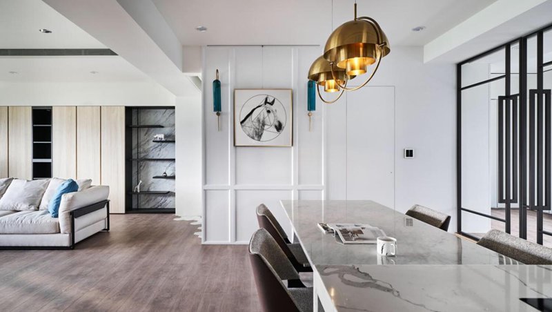 135㎡簡約現(xiàn)代風(fēng)三居室，兼具質(zhì)感、顏值與收納，這樣的設(shè)計真的愛了！