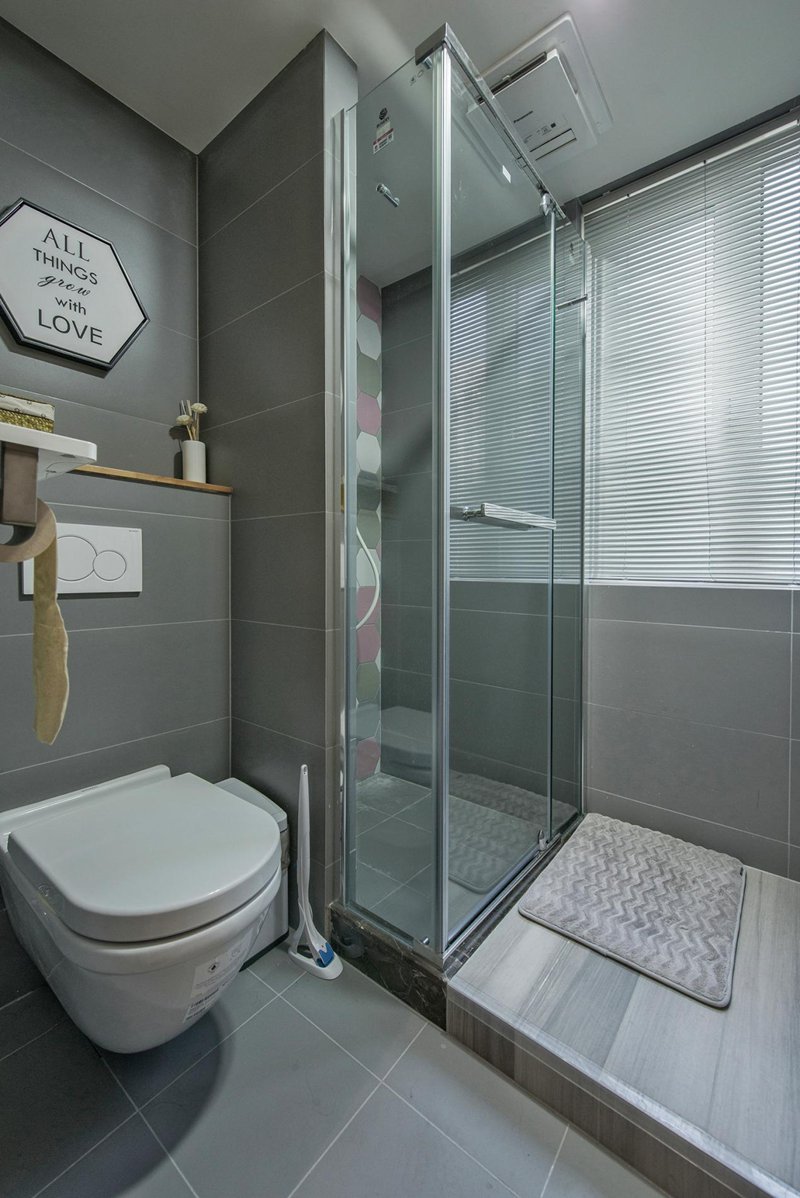 85㎡簡約原木住宅，扔掉傳統笨重沙發，客廳還可以這樣設計