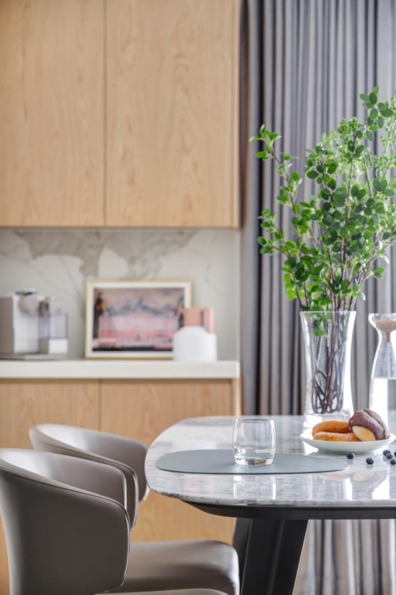 精裝房改造記|148㎡現(xiàn)代簡約風，書房隱形床太高級了