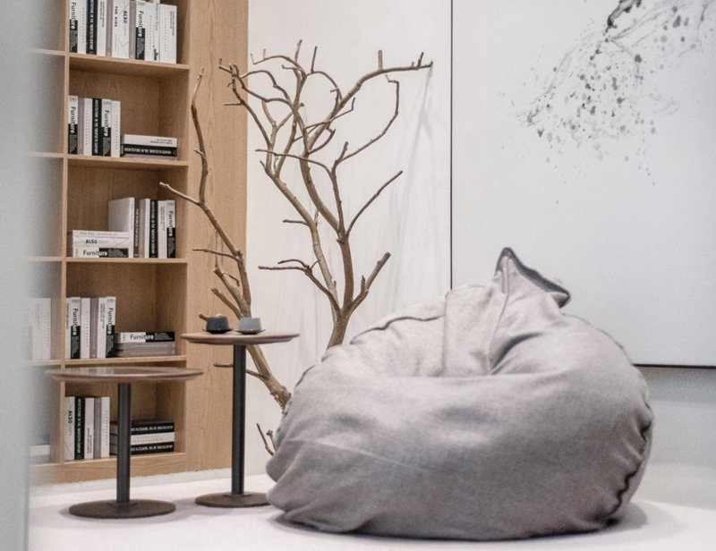 身居市井，也能心在“雪國”：凌晨三點(diǎn)，這棟日式別墅里的海棠花未眠