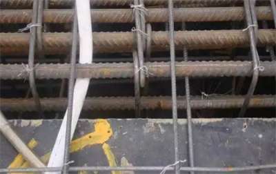 受拉鋼筋和受壓鋼筋怎樣區(qū)分